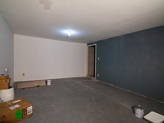 Greenview Drive 16.jpg